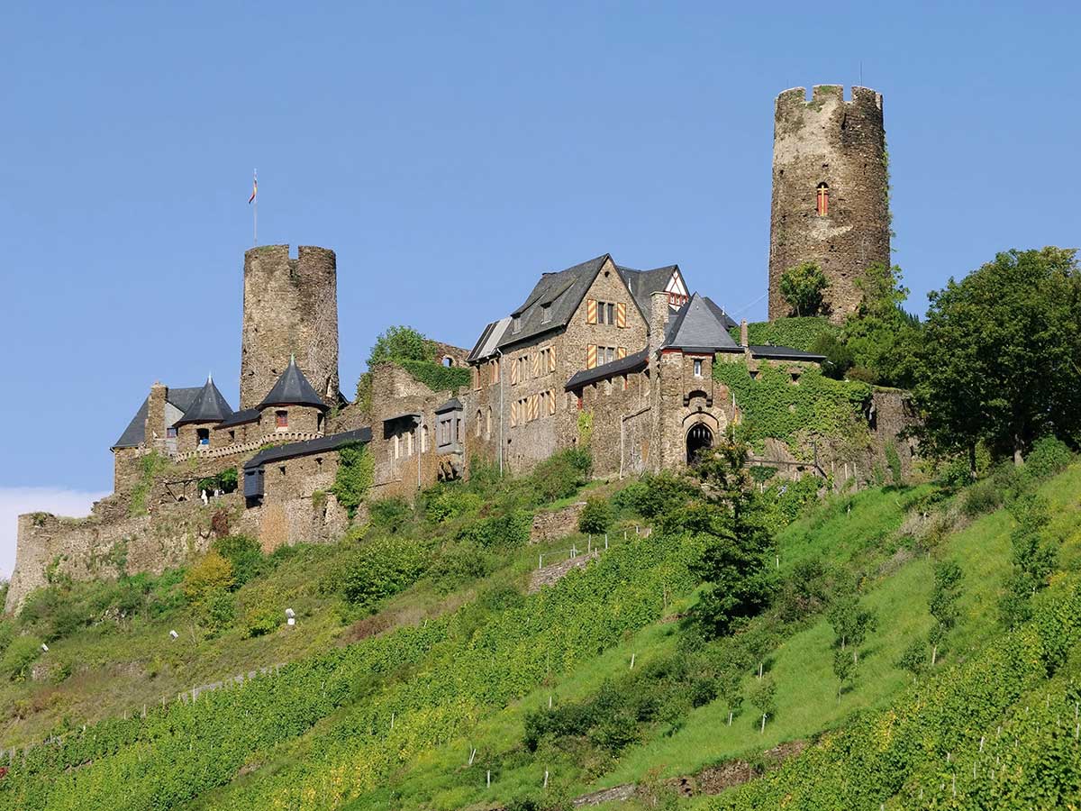 Bed and Breakfast Löffelmühle an der Elz: Ausflüge Burgen und Schlösser - Burg Thurant Aussicht
