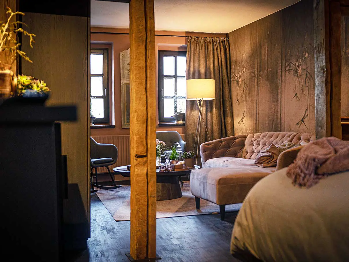 Bed and Breakfast Löffelmühle an der Elz: Das Zimmer Flora